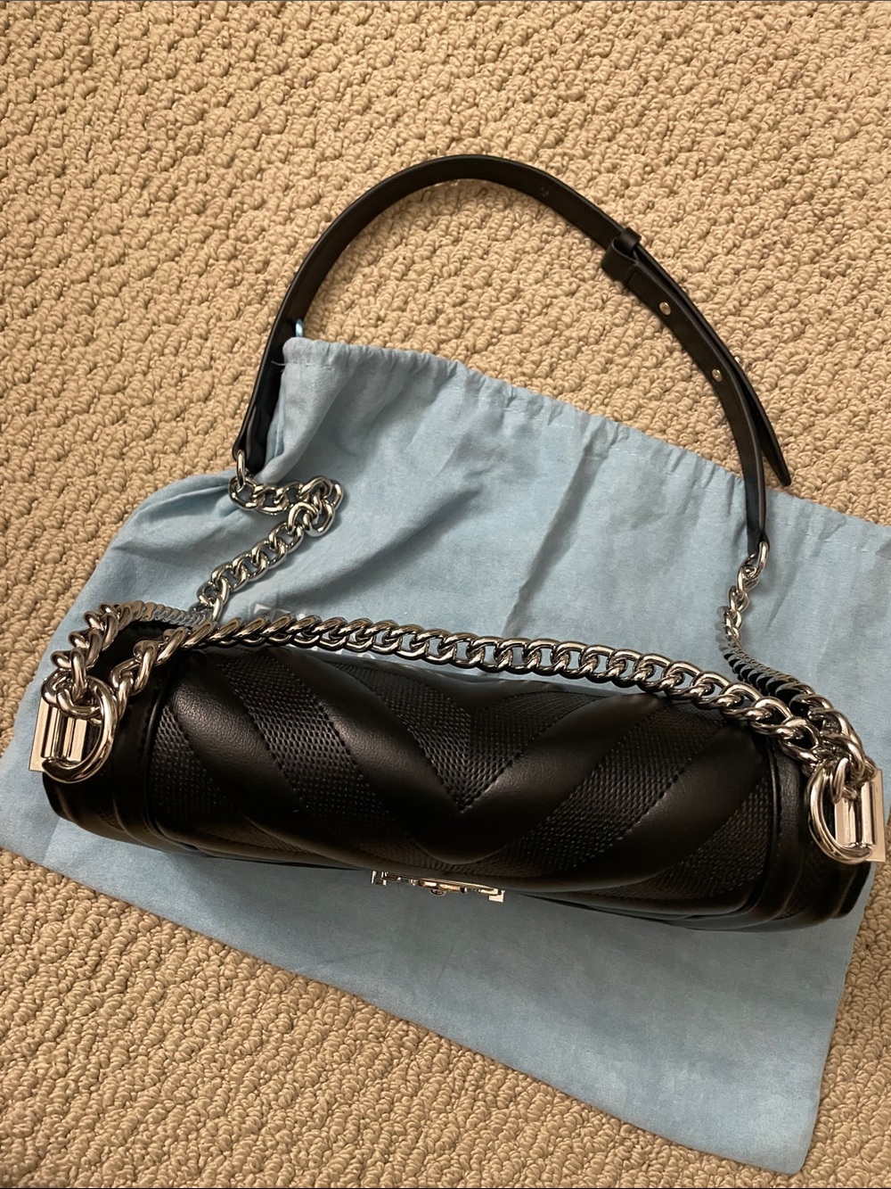 Tiffany & Fred Black Chevron Leather Crossbody with Silver Chain - Picture 7 of 14